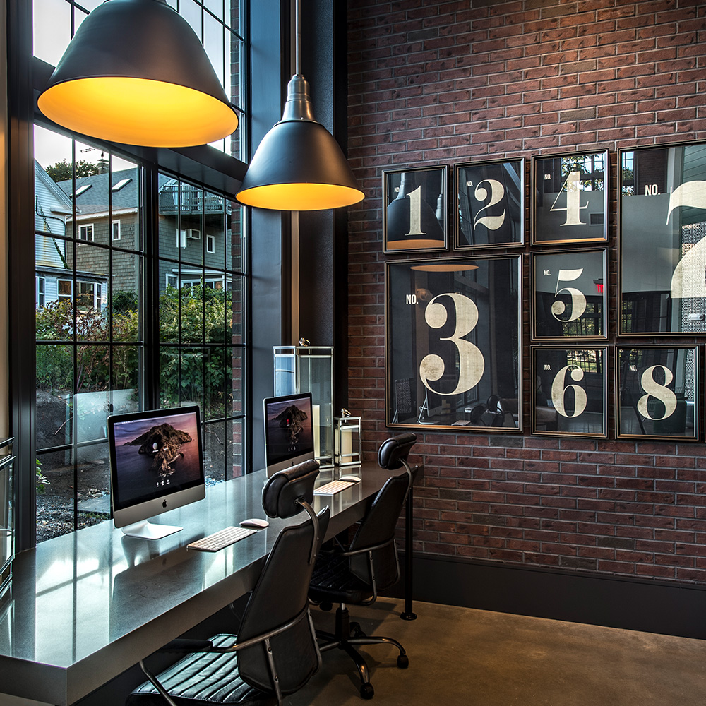 Business center at Halstead Salem Station luxury apartment complex