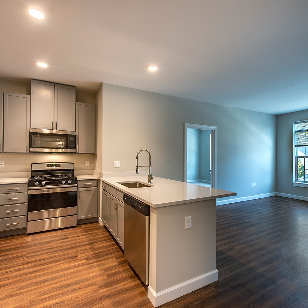 Open kitchen concept in luxury apartment at Halstead Salem Station